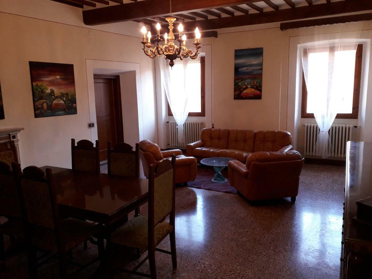 La Galleria Città di Castello Exteriör bild
